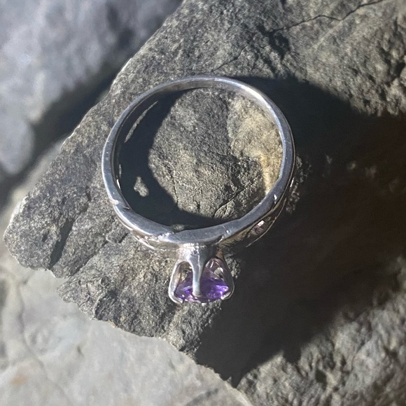 925 Sterling Silver Amethyst Ring - Picture 3 of 5